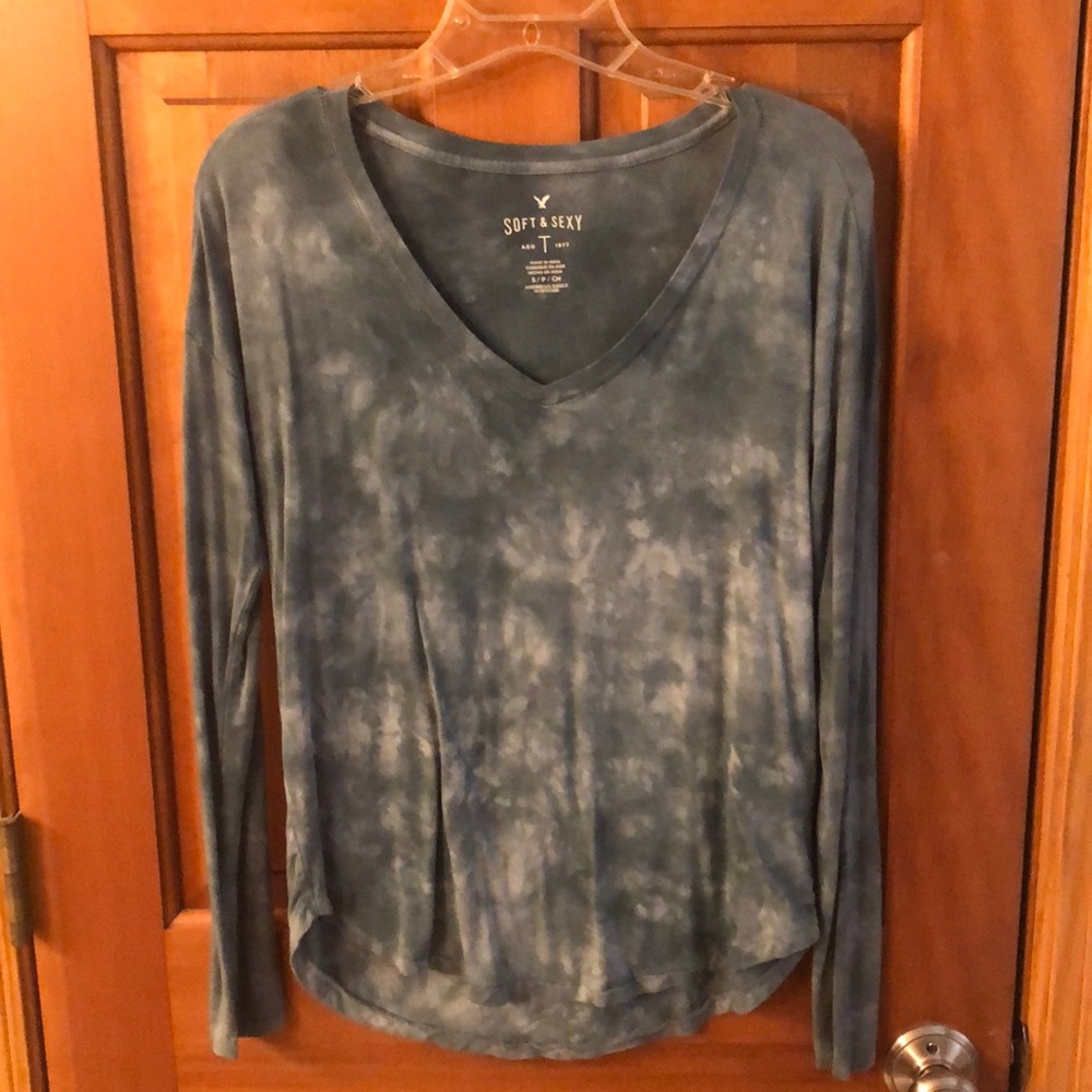 Blue and white long sleeve v neck - Picture 1 of 3